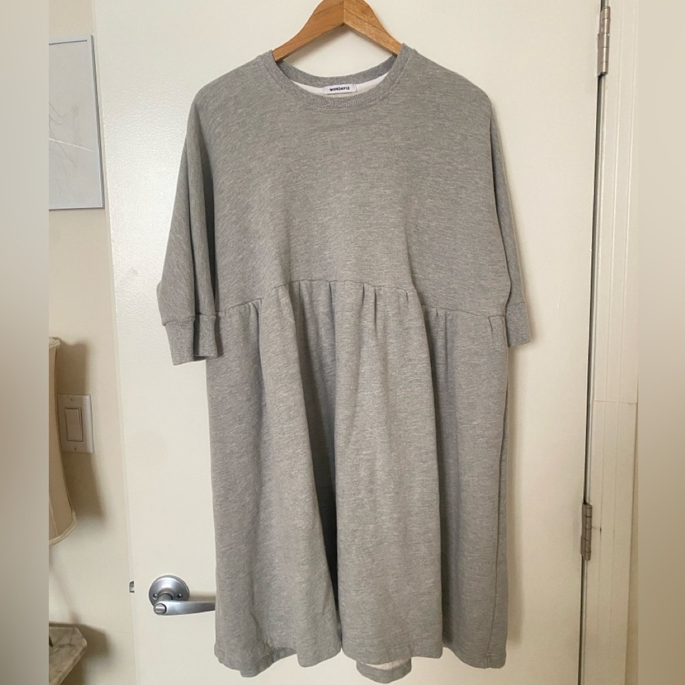 MONDAY12 Oversized Sweatshirt Dress